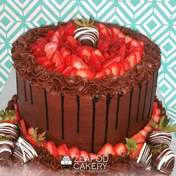 Photo taken at Cake Fine Pastry by Elizabeth H. on 7/25/2016