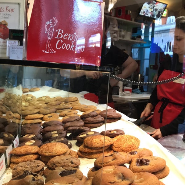 10/28/2018にMubarakがBen&#39;s Cookiesで撮った写真