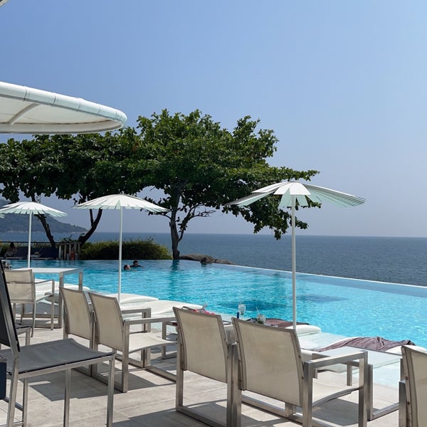 Photo prise au Kata Rocks Luxury Resort &amp; Residences par Mubarak le4/22/2023