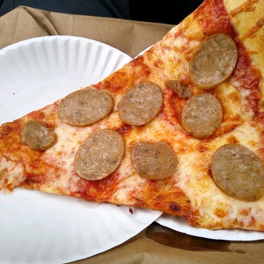 Benny Ventano's The Fan 1 tip from 47 visitors