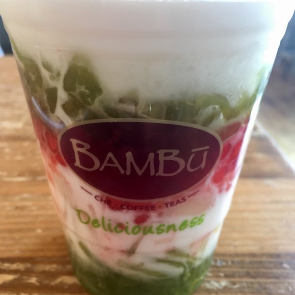 Photo taken at Bambū Desserts &amp; Drinks by Mari on 12/1/2017