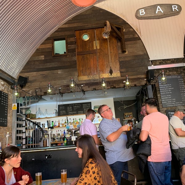 Guide bar. Guide bar