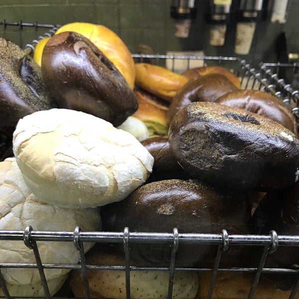 Photo taken at Bagelsmith Bedford by Rachel P. on 4/2/2019