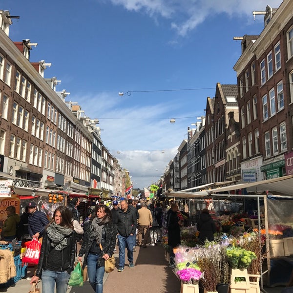 Photo taken at Albert Cuyp Markt by Alexa S. on 4/22/2017