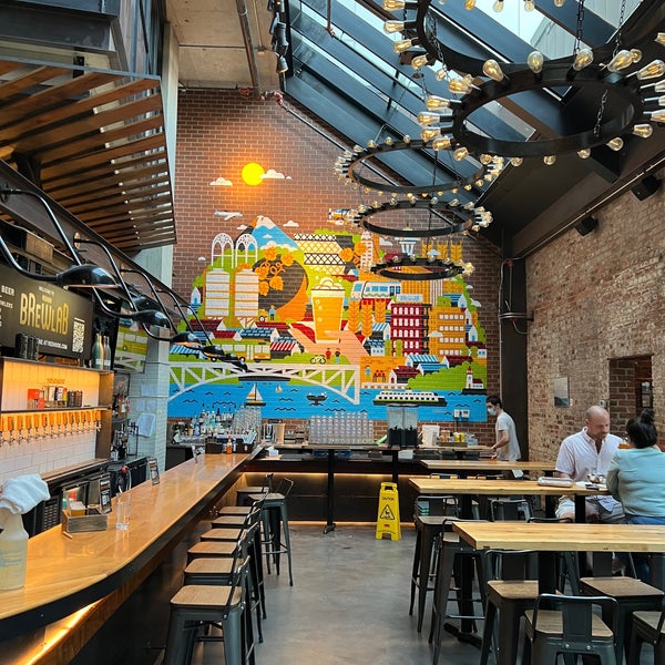 capitol hill food court