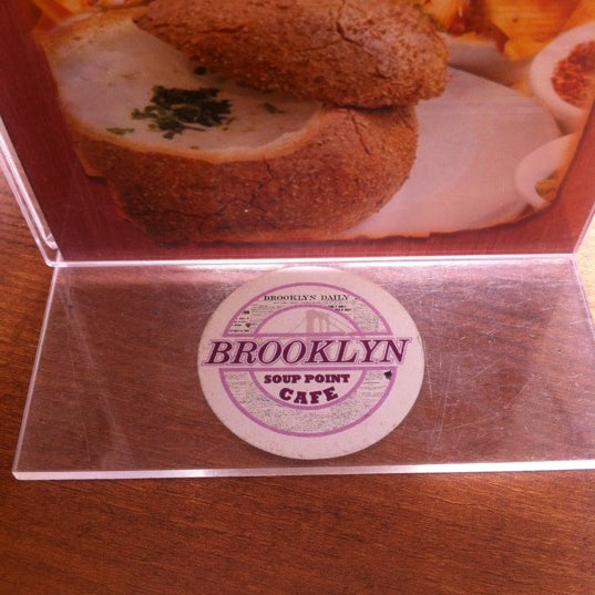 11/29/2012 tarihinde Mustafa K.ziyaretçi tarafından Brooklyn Soup Point Cafe'de çekilen fotoğraf