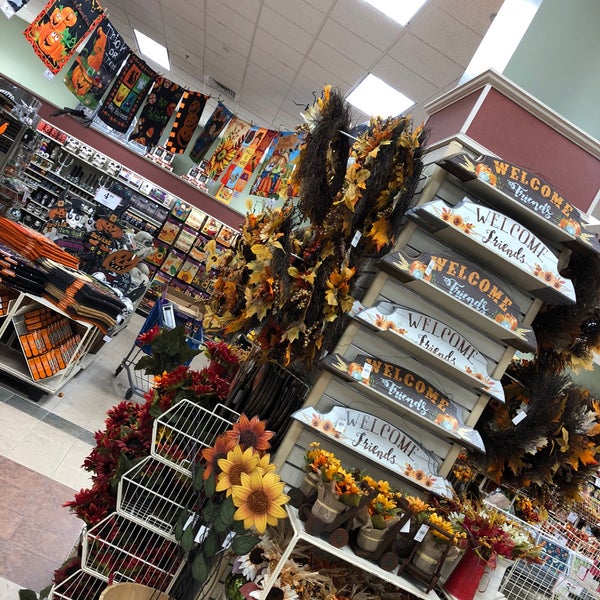 Christmas Tree Shop Moosic Pa 