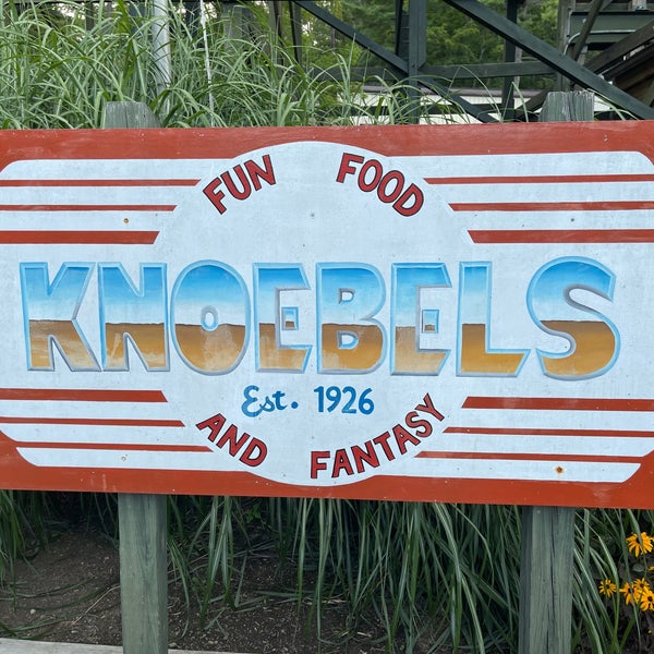 Foto diambil di Knoebels Amusement Resort oleh Jacqueline T. pada 8/5/2021
