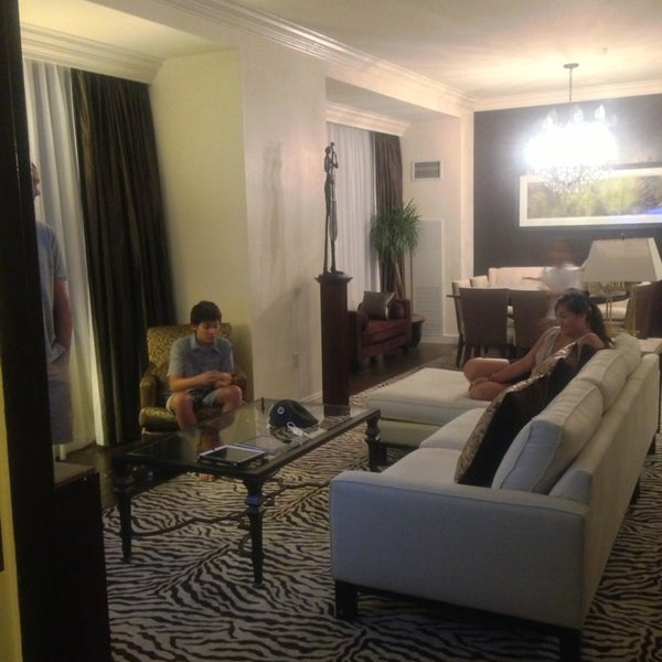 6/23/2013에 Liz H.님이 Loews New Orleans Hotel에서 찍은 사진