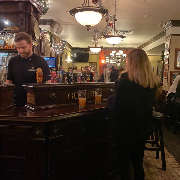 Foto tirada no(a) Dubh Linn Gate Irish Pub por Steven L. em 12/28/2019