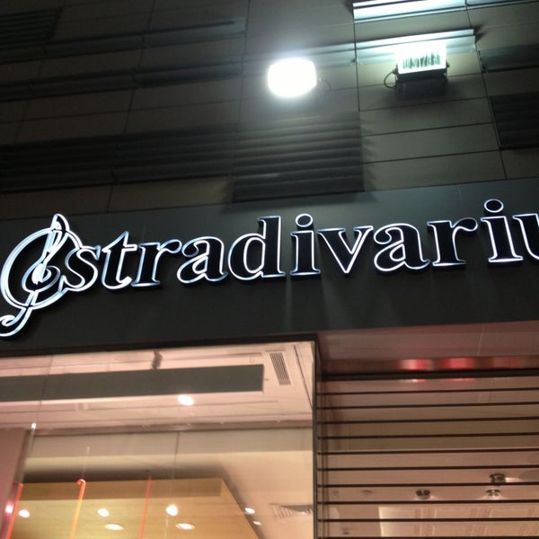 Contribución aniversario Correlación Stradivarius - Tienda de ropa en Tlalpan