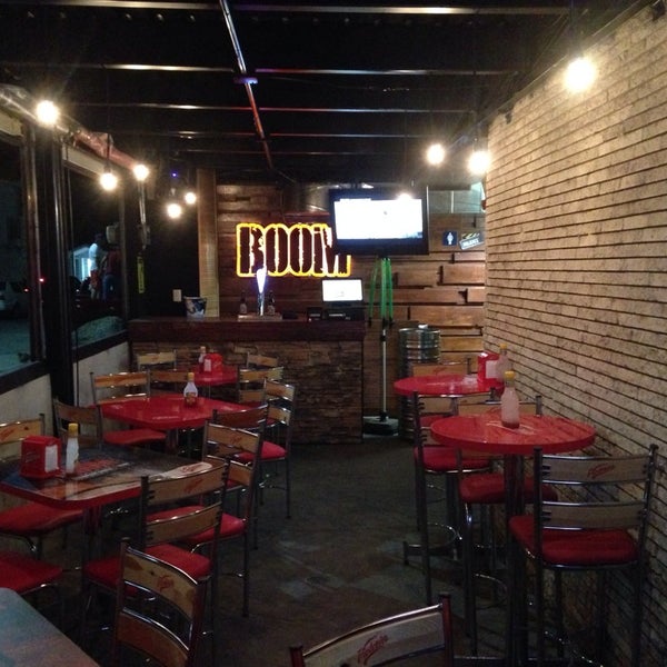 Photo taken at Boom Urban Grill &amp; Bar by Antonio R. on 8/14/2014