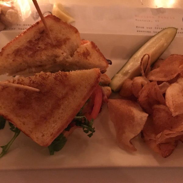 $1 oysters between 5-7? Count me in. Tasty lobster BLT? Even better.