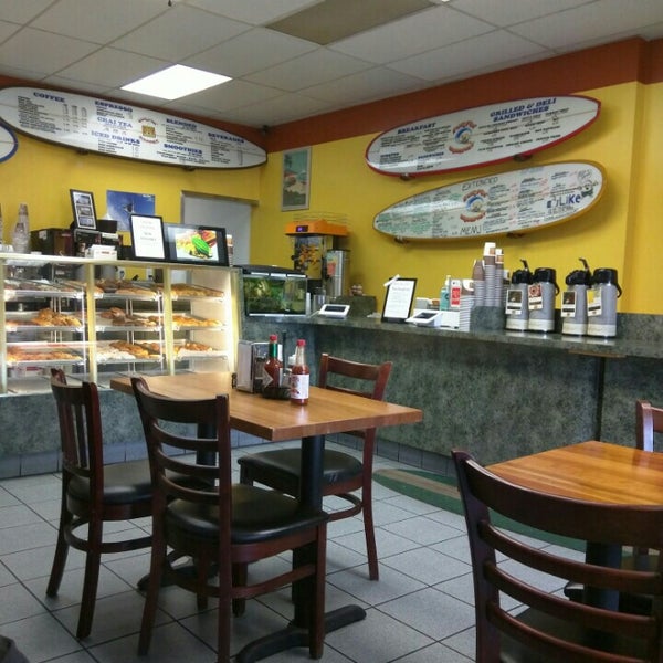 Photo taken at Surfin Donuts by Sahar A. on 1/9/2016