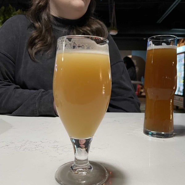 Photo taken at Salud Cerveceria by Ethan M. on 11/12/2021
