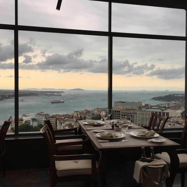 6/17/2017にAlper B.がSafran Restaurant  InterContinental Istanbulで撮った写真
