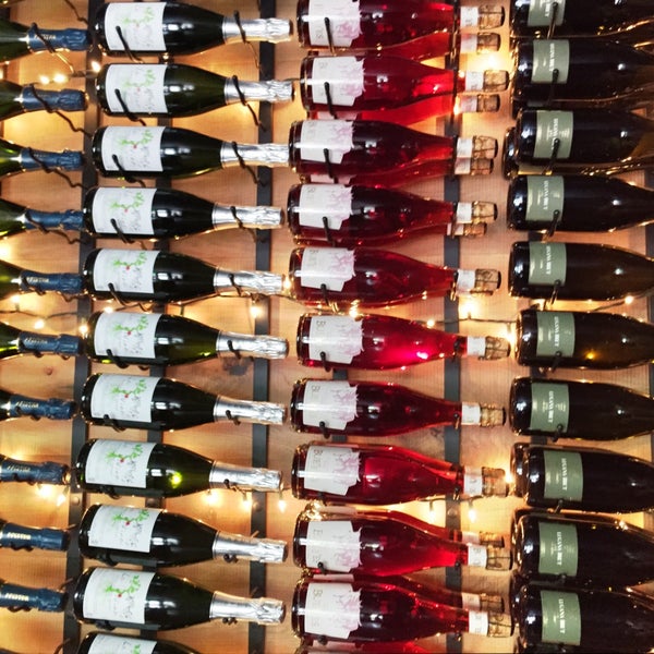 5/23/2015에 Александр К.님이 ENO Wine Bar에서 찍은 사진