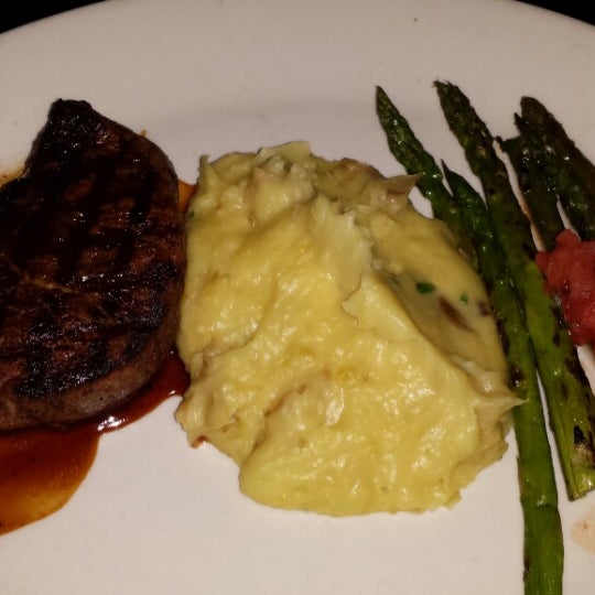 Photo taken at J. Gilbert&#39;s Wood Fired Steaks &amp; Seafood Columbus by Sharon C. on 1/25/2014