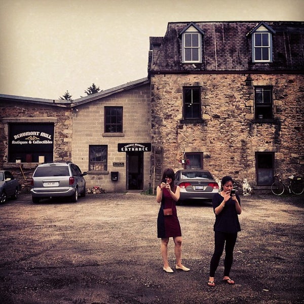 Beaumont Mill Glen Williamsのアンティークショップ