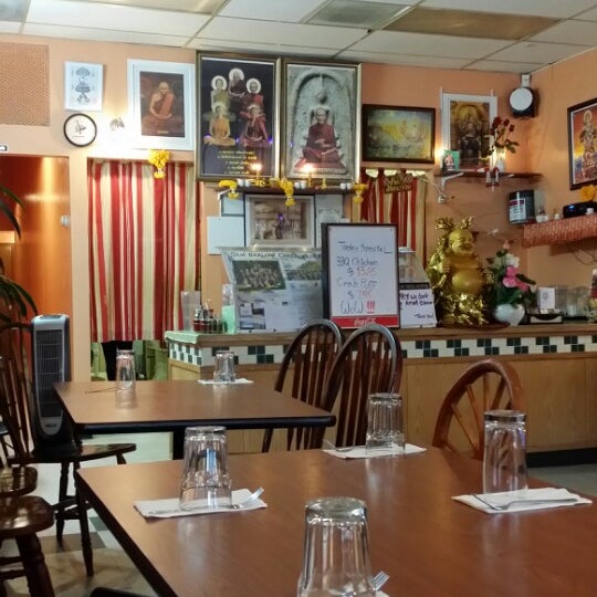 Srisiamchai Thai Restaurant Downtown Gresham 229 N Main Ave