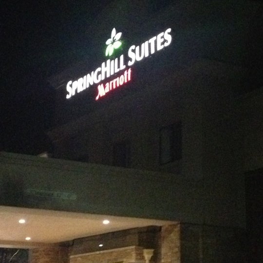Photo taken at SpringHill Suites Atlanta Kennesaw by Travis D. on 12/19/2012