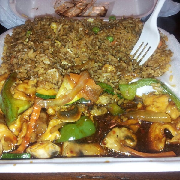 Golden Eggroll Greater Arlington 7900 Atlantic Blvd