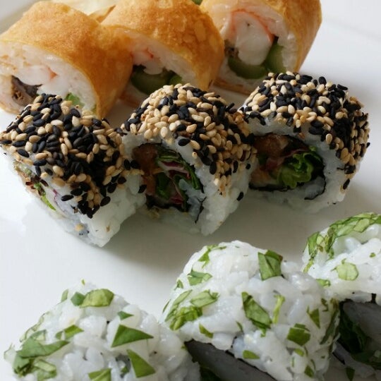 Foto diambil di Mizu Sushi &amp; Anti-Sushi oleh Pedro F. pada 5/10/2014