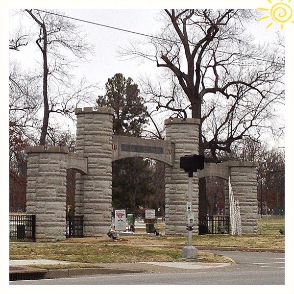 Noble Park 2801 Park Ave