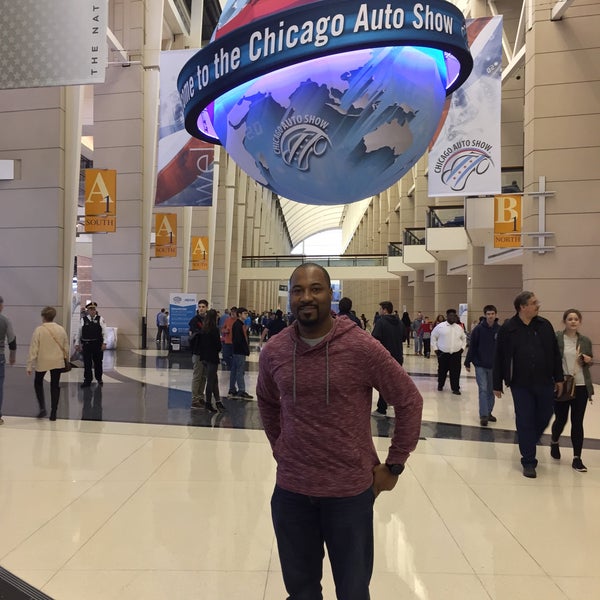 Foto tomada en Chicago Auto Show  por Anthony C. el 2/18/2017
