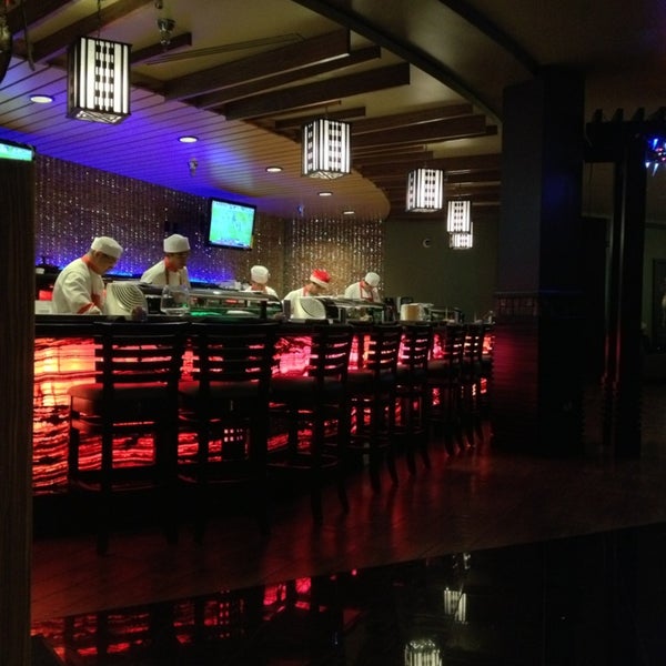 12/26/2012에 Anthony C.님이 Osaka Japanese Cuisine에서 찍은 사진