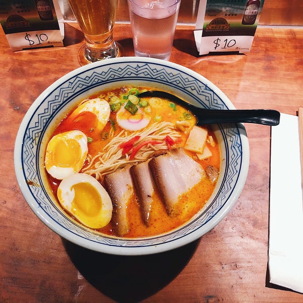 Incredible happy hour before 7pm: $9 ramen 😱 and $4 beers! Score!