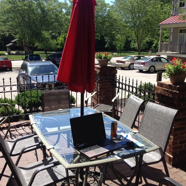 Alexander Realty Real Estate Agency in Saint Charles