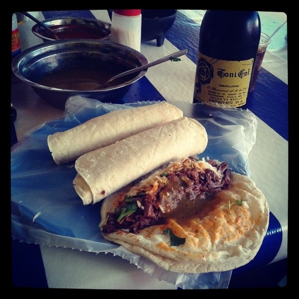 Resultado de imagen de tacos leobas mazatlan"