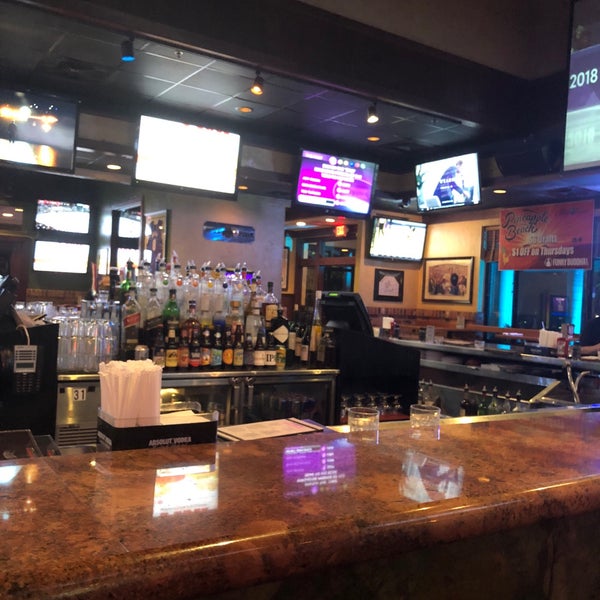 Photo taken at Bru&#39;s Room Sports Grill - Boynton Beach by Mike R. on 2/23/2018