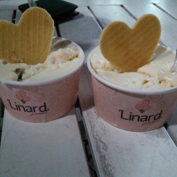 Photo taken at Gelateria Linard by Mendes J. on 5/7/2014