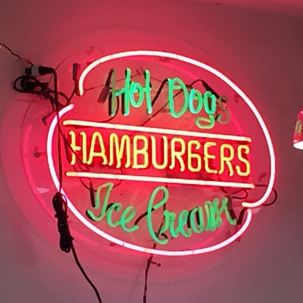 Burky's Grill 3901 N Kings Hwy