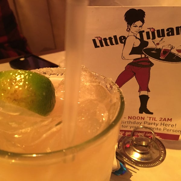 2/23/2016 tarihinde Reed 4.8ziyaretçi tarafından Little Tijuana Restaurant'de çekilen fotoğraf