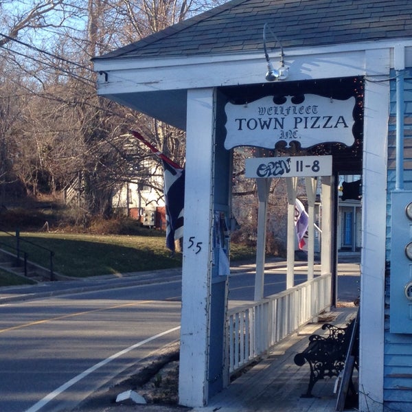 Wellfleet Town Pizza 4 tips from 102 visitors