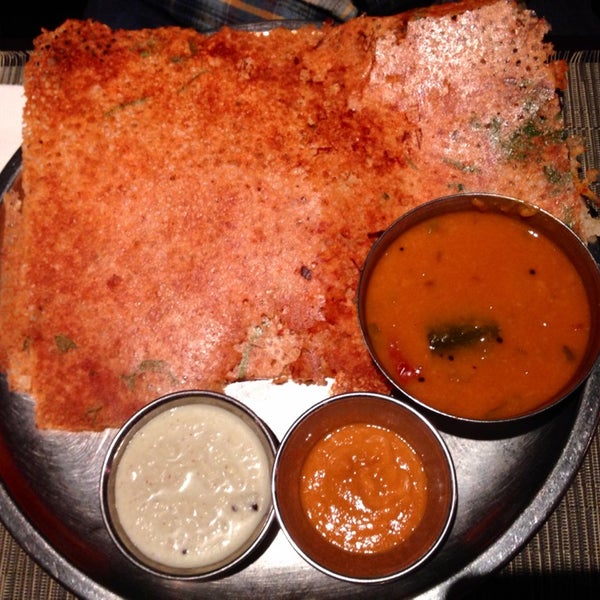 11/6/2013にNikhil A.がPongal Kosher South Indian Vegetarian Restaurantで撮った写真
