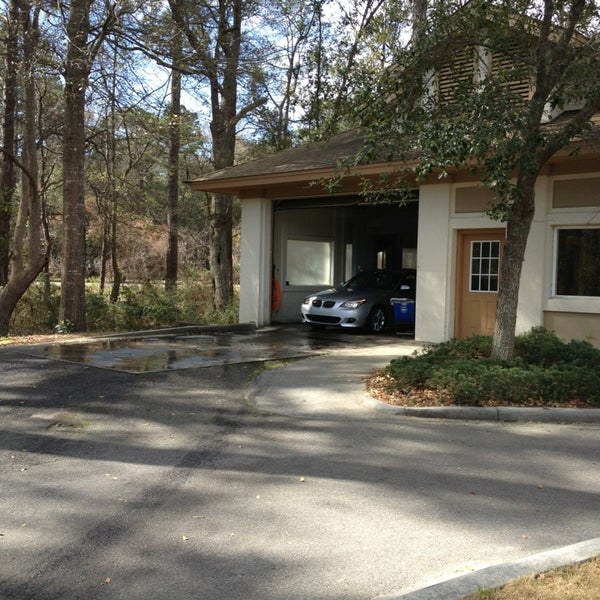 Main Street Auto Wash Fuel Station