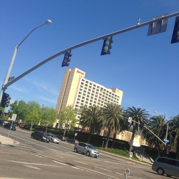 Photo taken at San Diego Marriott Mission Valley by Jose D R. on 5/14/2013