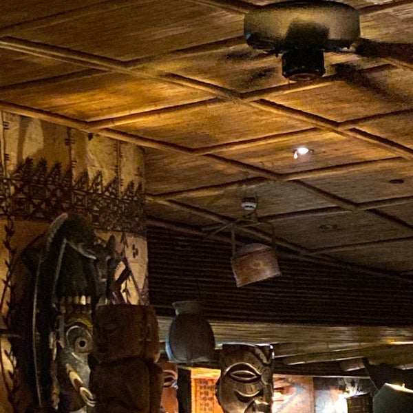 Photo taken at Trader Vic&#39;s by Ivana on 11/14/2019