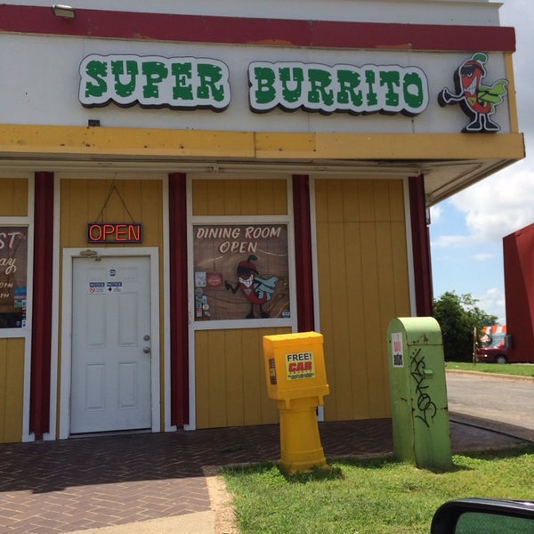 Photo taken at Super Burrito by Hesh V. on 6/2/2014