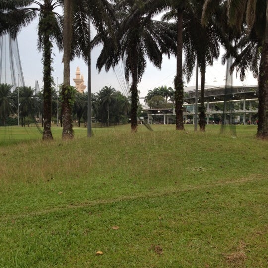 Driving Range Bukit Jelutong 1 Tip From 93 Visitors