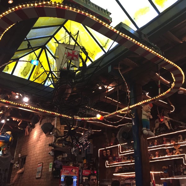 restaurante la jugueteria la macarena