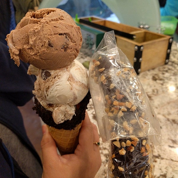 Photo taken at Cone Gourmet Ice Cream by Edward C. on 4/21/2018