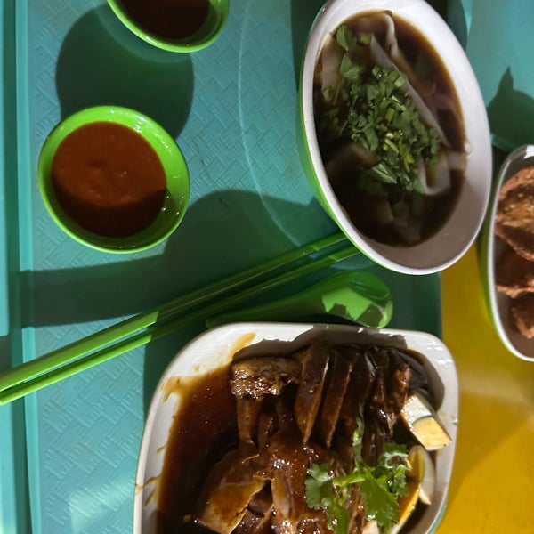 Boon Tong Kee Kway Chap Braised Duck Asian Restaurant in Tanglin