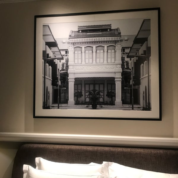 Foto diambil di Grand Park City Hall Hotel oleh Renate F. pada 6/20/2023