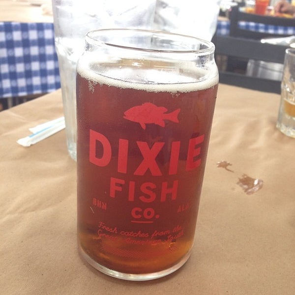 11/16/2013에 Henry M.님이 Dixie Fish Co.에서 찍은 사진