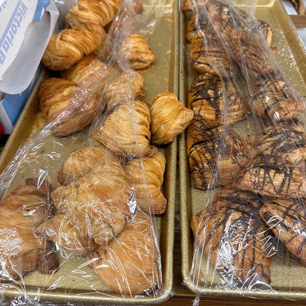 Gino's Pastry Shop Belmont Bronx, NY